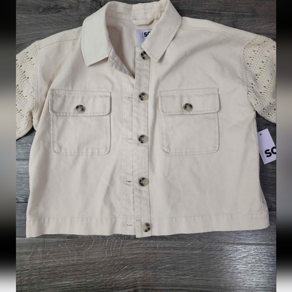 Women's juniors crotchet button front jacket size L NWT - Picture 2 of 6